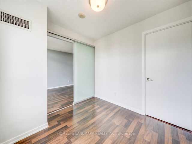 1724 - 38 Joe Shuster Way