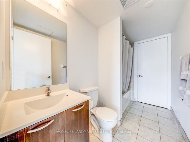 1724 - 38 Joe Shuster Way