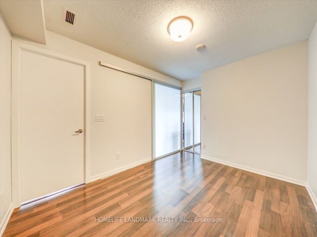 1724 - 38 Joe Shuster Way