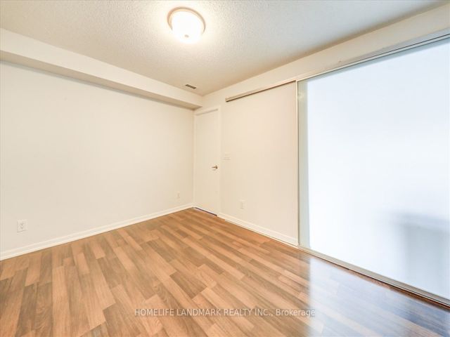 1724 - 38 Joe Shuster Way