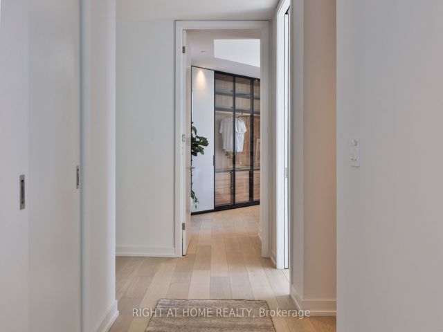 Lower Penthouse 03 - 200 Sudbury St