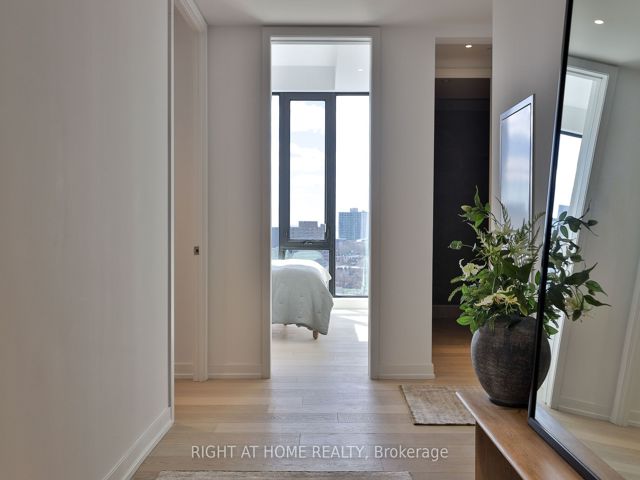 Lower Penthouse 03 - 200 Sudbury St