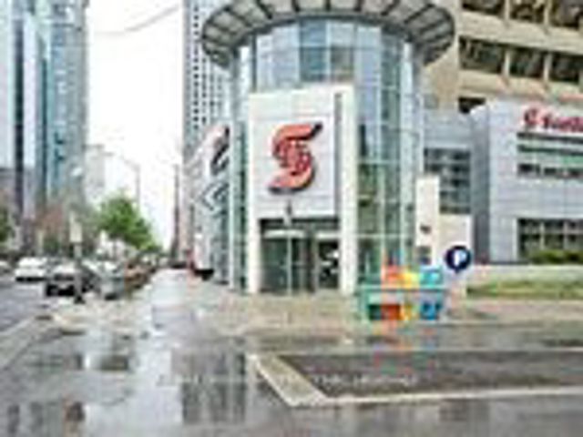 605 - 153 Beecroft Rd N