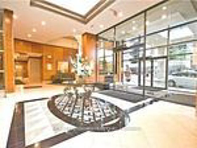 605 - 153 Beecroft Rd N
