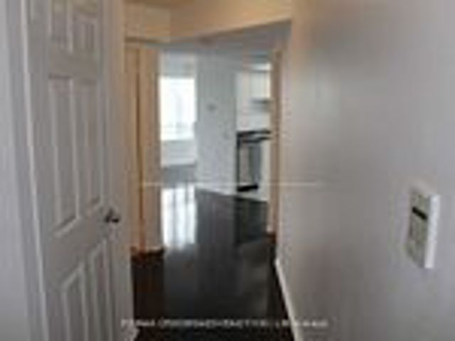 605 - 153 Beecroft Rd N