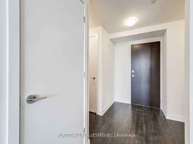5406 - 2221 Yonge St