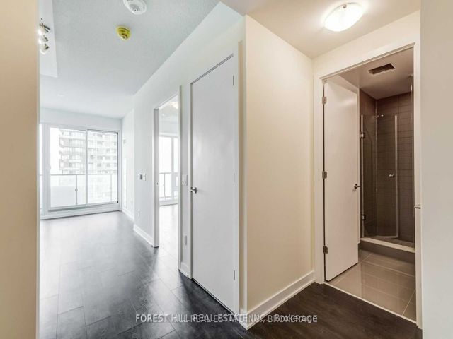 5406 - 2221 Yonge St