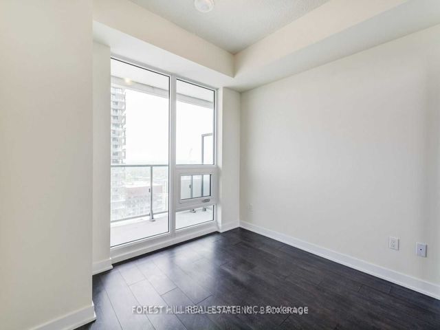 5406 - 2221 Yonge St