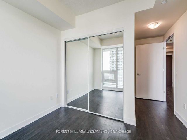 5406 - 2221 Yonge St