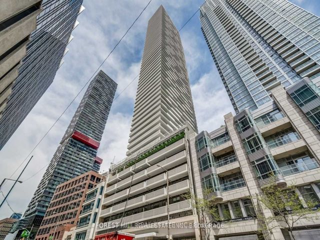 5406 - 2221 Yonge St