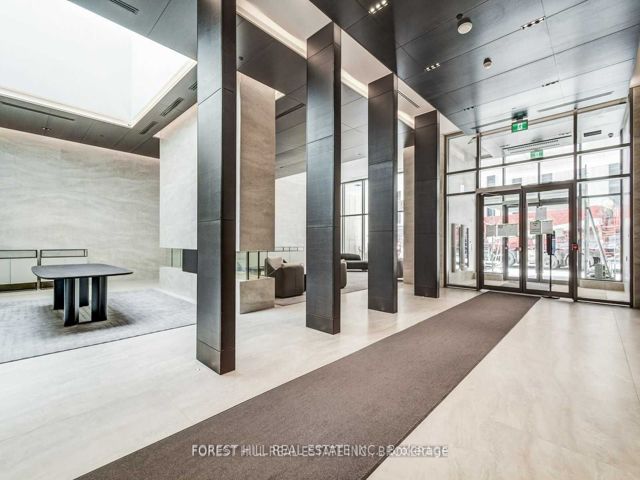 5406 - 2221 Yonge St