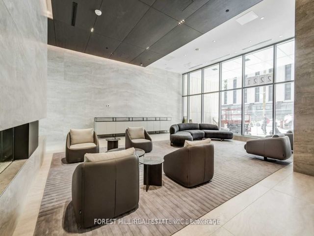 5406 - 2221 Yonge St