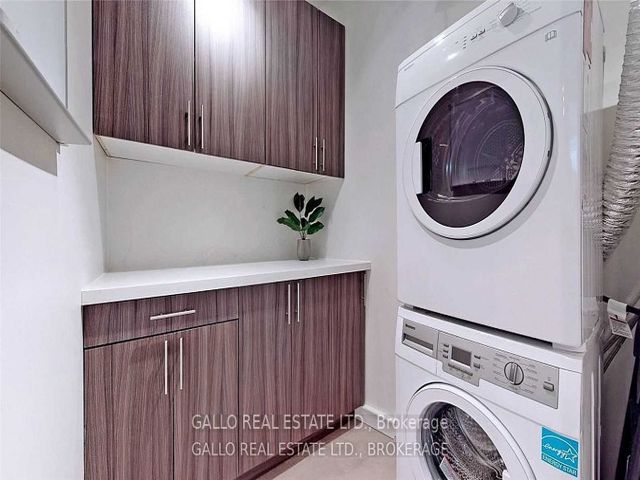 420 - 155 Dalhousie St