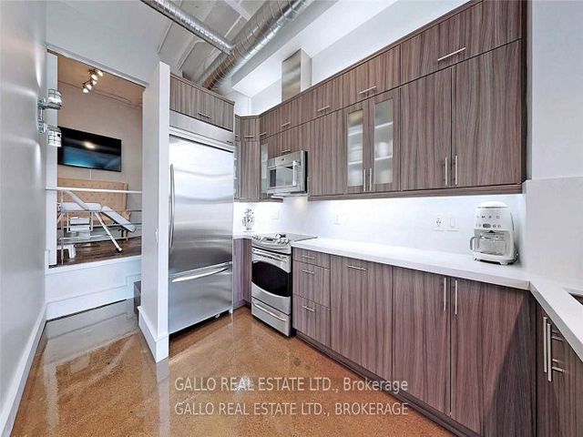 420 - 155 Dalhousie St