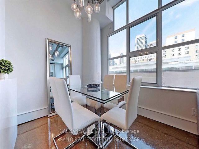 420 - 155 Dalhousie St