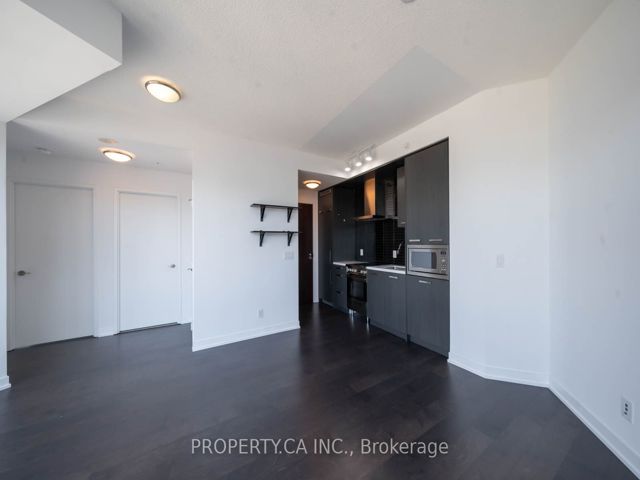 N604 - 120 Bayview Ave
