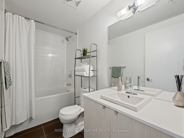 206 - 32 Camden St
