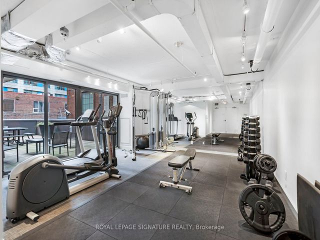 206 - 32 Camden St