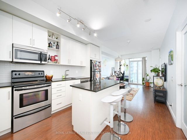 S1607 - 112 George St