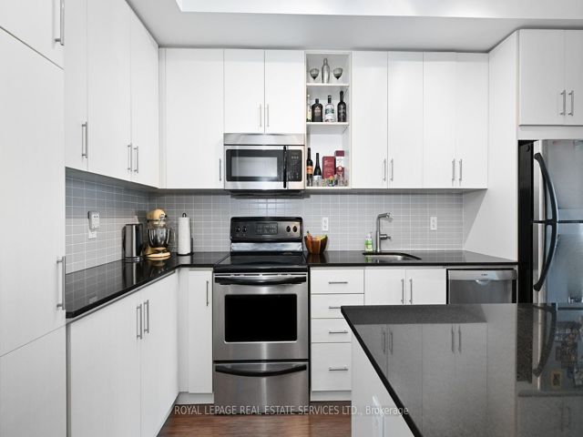 S1607 - 112 George St