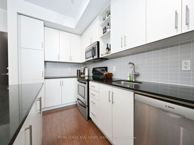 S1607 - 112 George St
