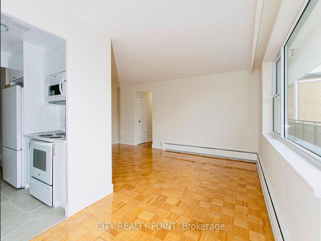 510 - 2 Grandstand Pl