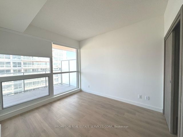 2009 - 25 Mcmahon Dr