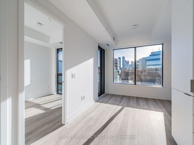 427 - 28 Eastern Ave