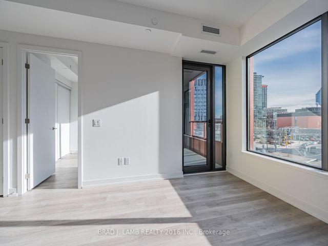 427 - 28 Eastern Ave