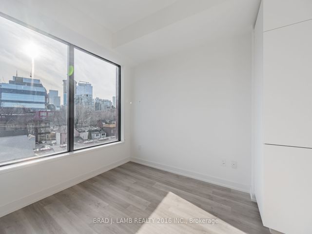 427 - 28 Eastern Ave
