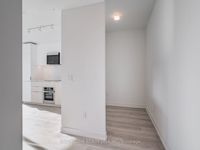 427 - 28 Eastern Ave