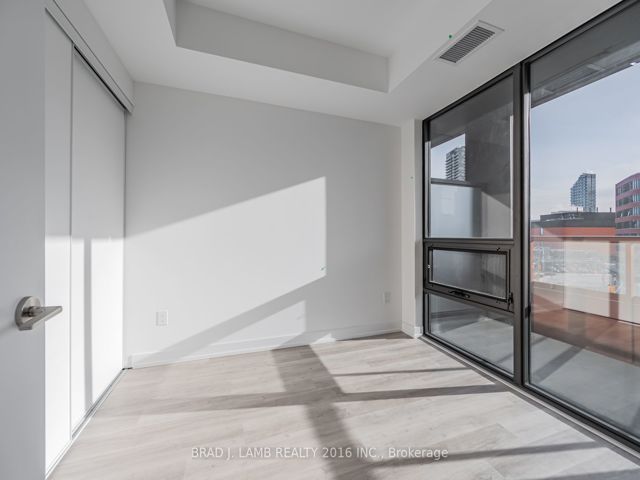 427 - 28 Eastern Ave