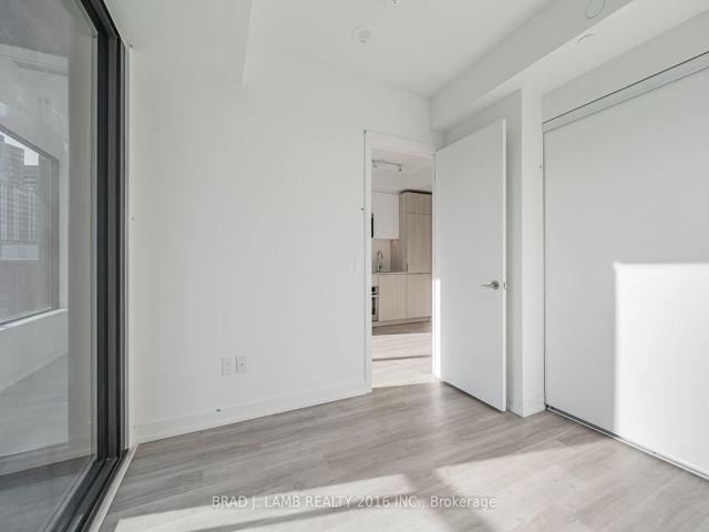 427 - 28 Eastern Ave
