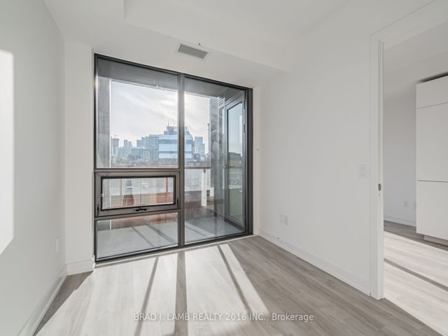 427 - 28 Eastern Ave