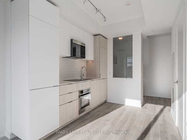 427 - 28 Eastern Ave