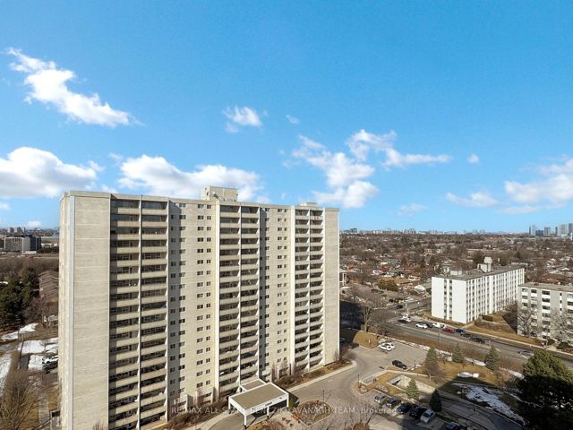 1701 - 1350 York Mills Rd