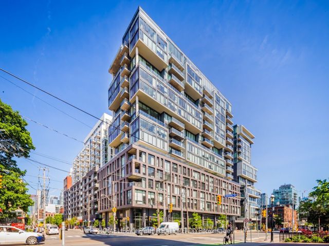 715 - 111 Bathurst Ave