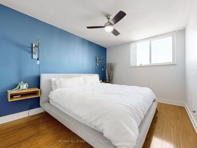 1701 - 1350 York Mills Rd