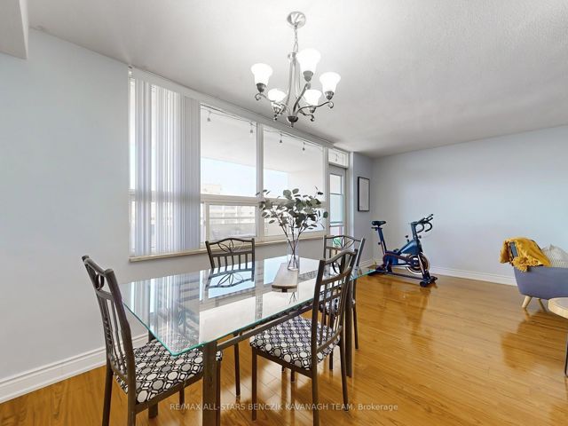 1701 - 1350 York Mills Rd