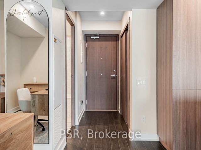 2310 - 19 Bathurst St