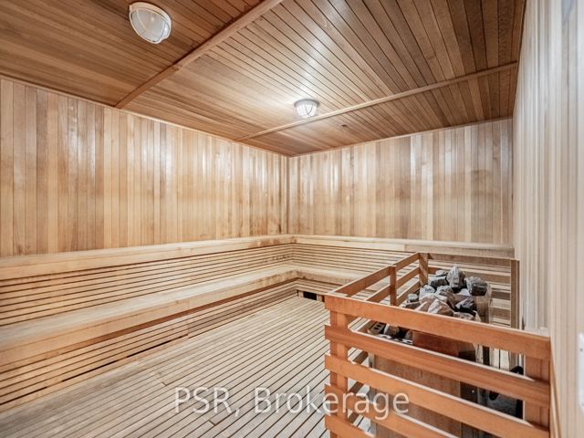 2310 - 19 Bathurst St