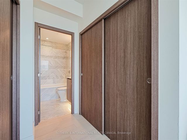3602 - 17 Bathurst St