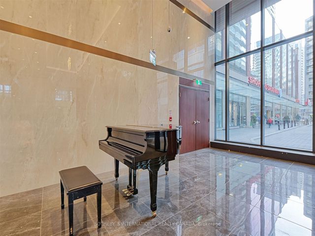3602 - 17 Bathurst St