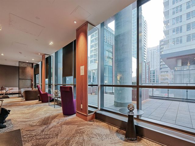3602 - 17 Bathurst St