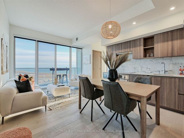 3602 - 17 Bathurst St