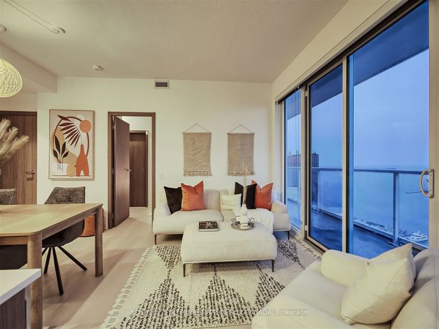 3602 - 17 Bathurst St