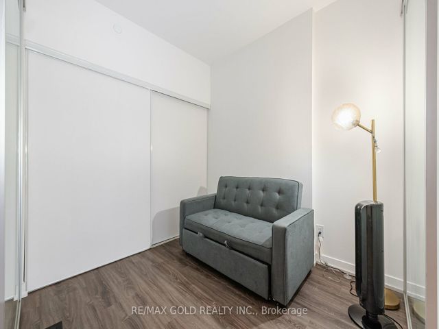 2506 - 20 Edward St