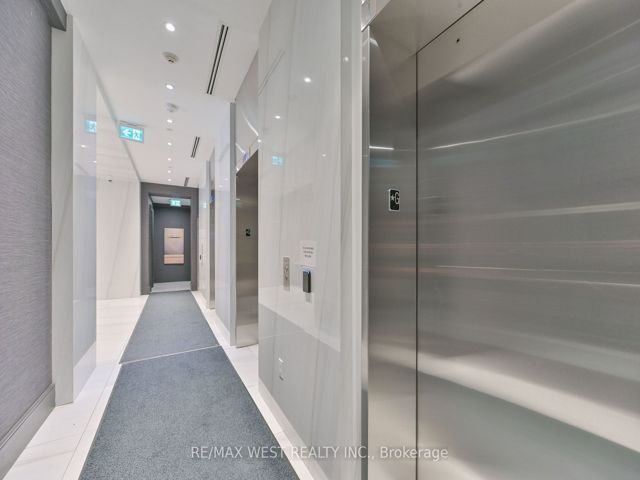 1911 - 75 Canterbury Pl NW
