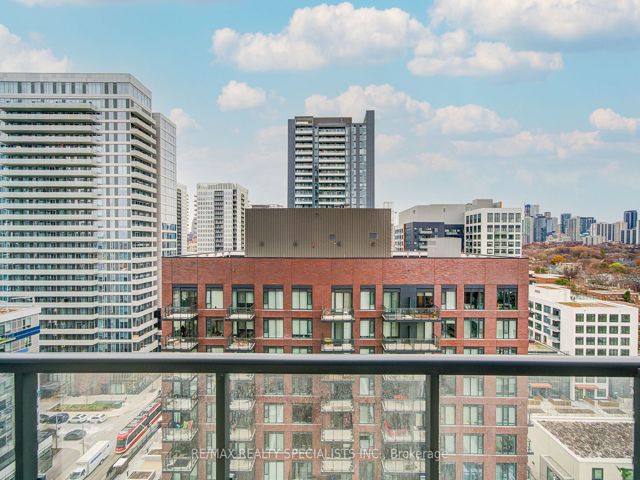 1306 - 130 River St