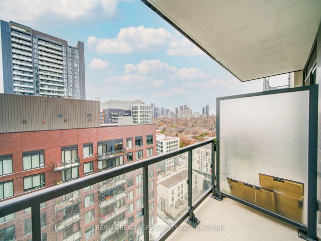 1306 - 130 River St